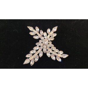 Vintage Signed Kramer Large Sparkling Rhinestone Statement Brooch